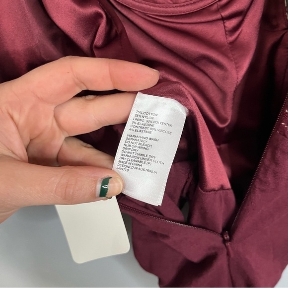 Bardot Julia Deep V Neck Lace Bordeaux Red Sleeveless Bodysuit Size 4 NWT - Picture 12 of 16